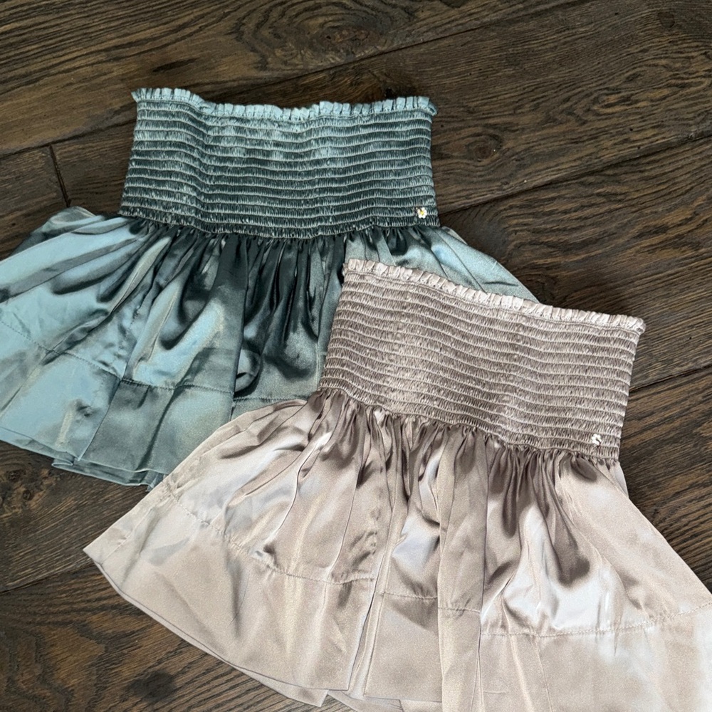 NATURAL LIFE Satin Smocked Circle Skort Duo in Sage and Taupe